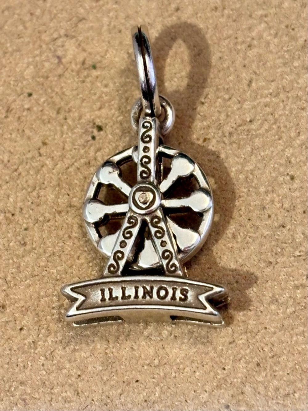 🆕 Brighton Illinois state charm Navy Yard ferris-wheel Silver It moves! NWOT